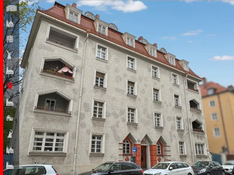 Hausansicht - Wohnung kaufen in München - Renovierungsbedürftige 3,5-Zimmer-Wohnung im 4. Obergeschoss eines denkmalgeschützten Altbaus