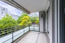 großer Balkon