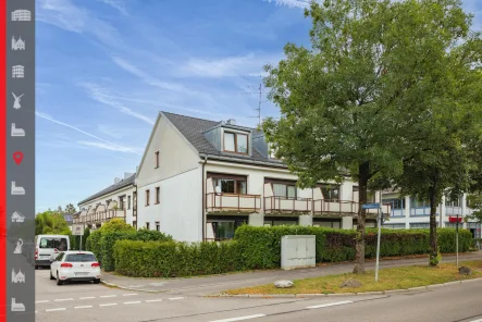 Hausansicht - Wohnung kaufen in München - Bezugsfreie, WG-taugliche 3,5-Zimmer Wohnung mit zwei Balkonen in Trudering!