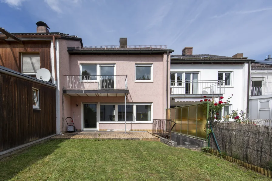 Ansicht - Haus kaufen in Wartenberg - Reihenmittelhaus mit schönem Südgarten zur eigenen Gestaltung