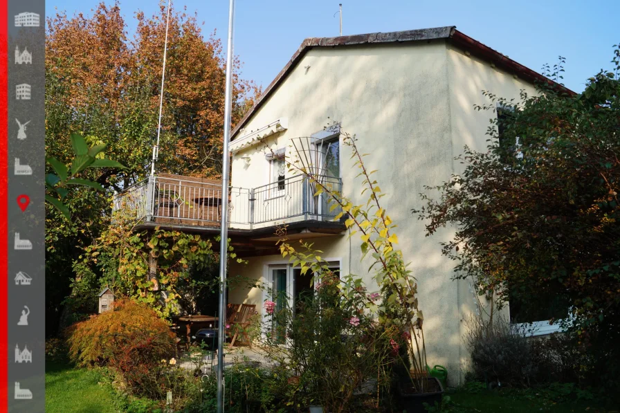 Objektansicht - Haus kaufen in München - Freist. Einfamilienhaus in ruhiger Wohnlage, ca. 400 m² Grund, ca. 136 m² Wfl., Renovierungsbedarf