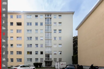 Außenansicht - Wohnung kaufen in Oberschleißheim - Kapitalanlage -Schöne 2,5-Zimmer-Wohnung mit Balkon