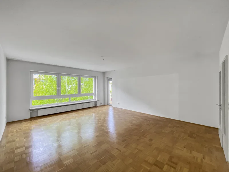 Weitläufiges Wohnzimmer