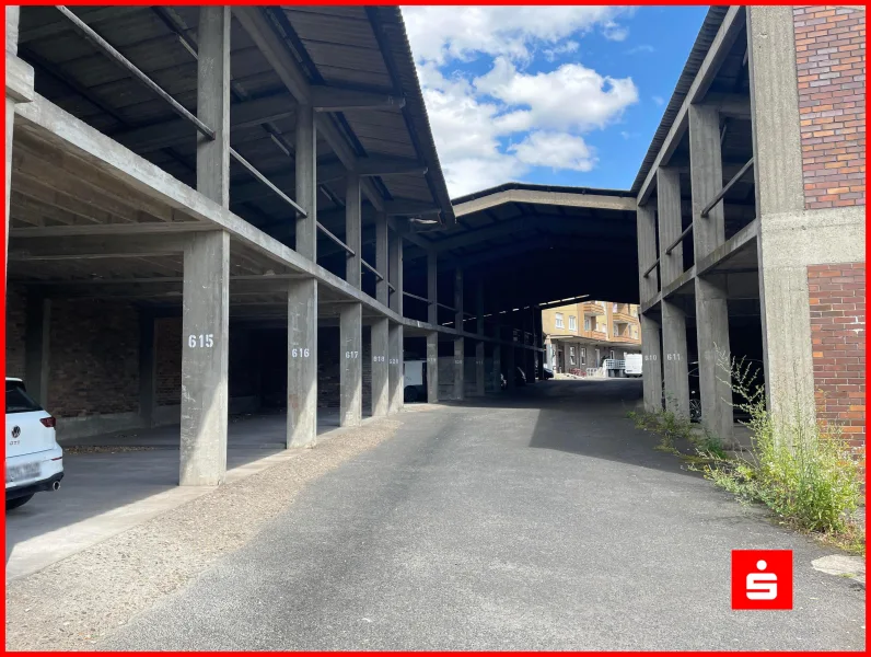 Stellplätze - Garage/Stellplatz mieten in Würzburg - Parkplatz in der Stadt