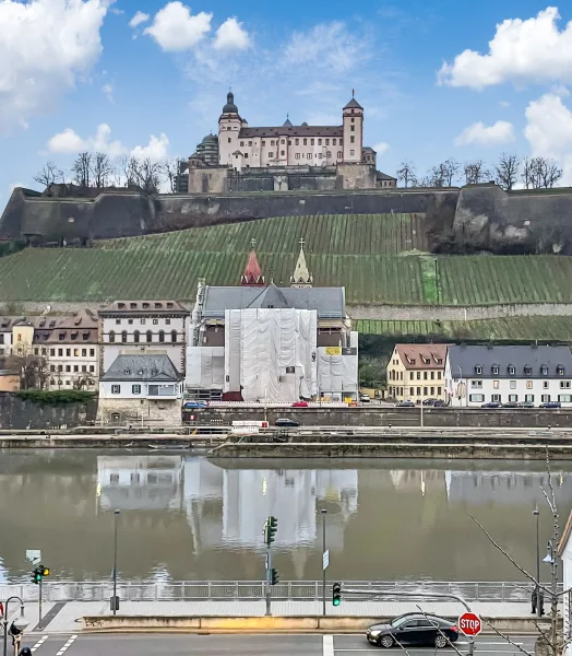 Freier Blick auf die Festung