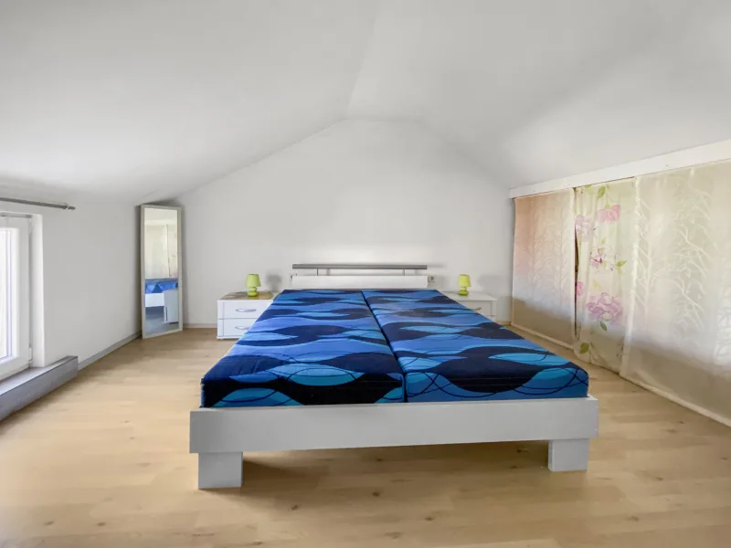 Schlafzimmer im DG