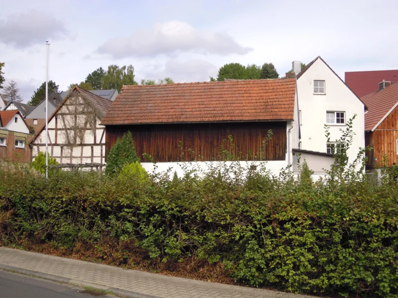 Blick Richtung Grundstück - Grundstück kaufen in Goldbach - Ebenes Grundstück für Ihr Traumhaus