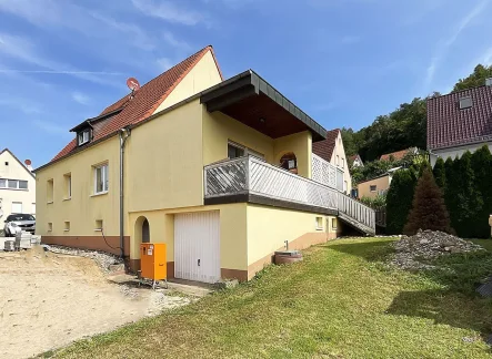 Gartenansicht - Haus kaufen in Mömlingen - Gepflegtes Zweifamilienhaus in Mömlingen