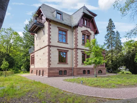 Außenansicht - Wohnung kaufen in Hanau - Alte Seele, junger Geist „Villa Döring“