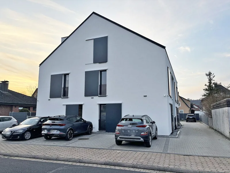 Außenansicht - Haus kaufen in Elsenfeld - Top Kapitalanlage in ruhiger Lage