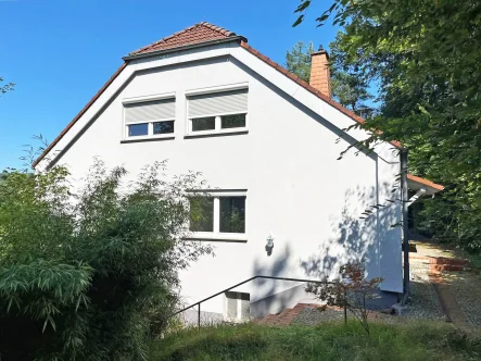 Außenansicht - Haus kaufen in Mespelbrunn - Viel Platz, toller Blick und direkt am Wald