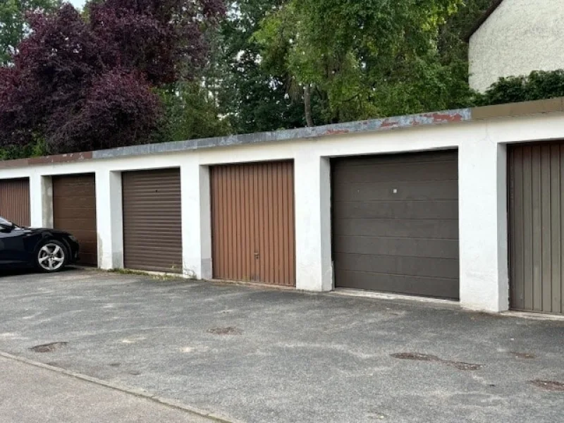 Blick in den Garagenhof