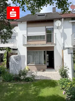 Titel - Haus kaufen in Schwabach - Ideal für ein bis zwei Kinder: Ihr Platz an der Sonne! 