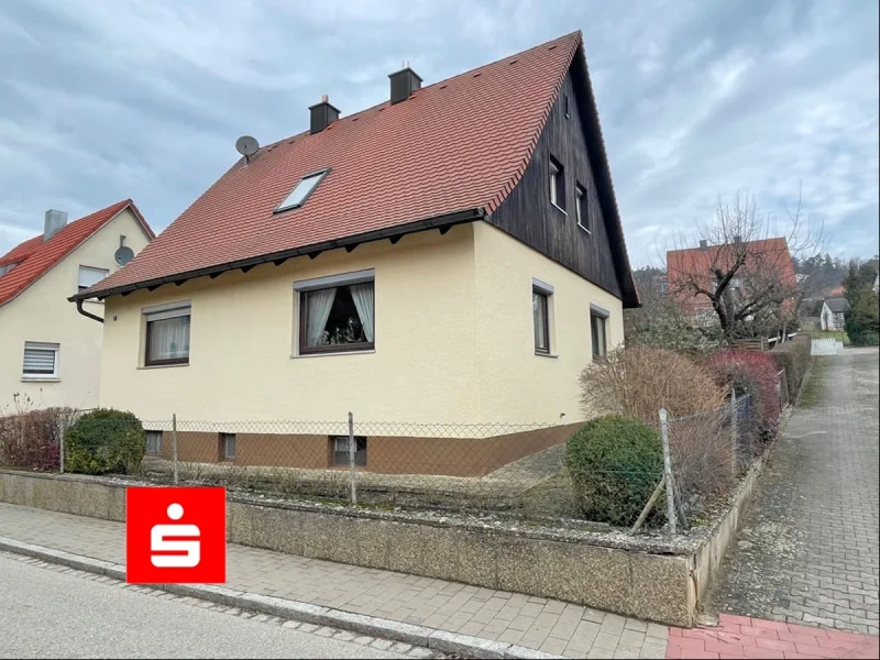 Außenansicht - Haus kaufen in Thalmässing - Kleines Häuschen in sonniger Lage