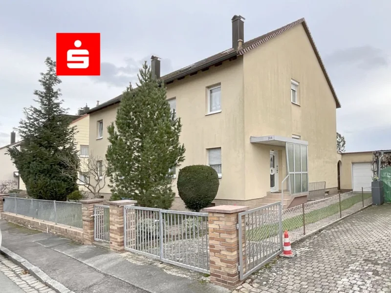 Außenansicht - Haus kaufen in Schwabach - Ihr zukünftiges Zuhause wartet auf Sie!