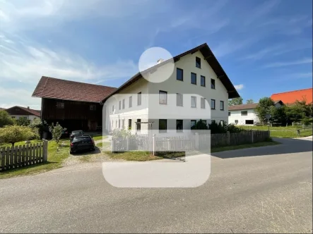 Titelbild - Haus kaufen in Marktoberdorf - Ein Haus mit vielen Möglichkeiten!