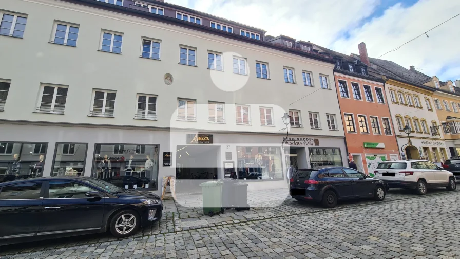 Aussenansicht - Wohnung mieten in Kaufbeuren - 1A Lage: 2-Zimmermietwohnung mit gemeinschaftlicher Dachterrasse!