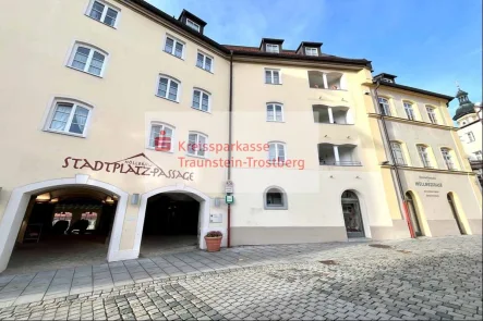 Ansicht auf Höhe Stadtplatz - Halle/Lager/Produktion kaufen in Traunstein - Kapitalanleger aufgepasst!Vermietete Gewerberäume in der Stadtplatzpassage!