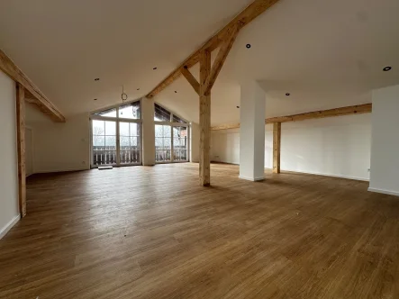 Wohnküche 1 - Wohnung mieten in Übersee - Loft-Feeling am Chiemsee - Exklusive Dachgeschosswohnung mit großem Balkon