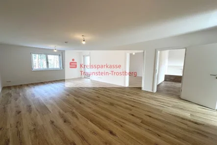 Wohn- und Essbereich - Wohnung mieten in Traunreut - Erstbezug nach Neubau!
