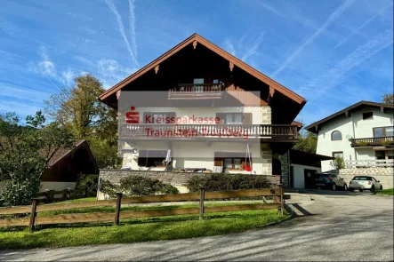 Ansicht Süd - Haus kaufen in Ruhpolding - Großzügiges Einfamilienhaus in sonniger Lage von Ruhpolding mit Blick auf die heimische Bergwelt 