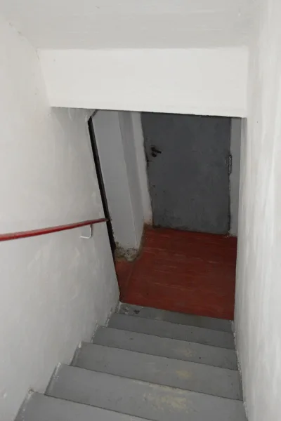 Treppe .- Keller