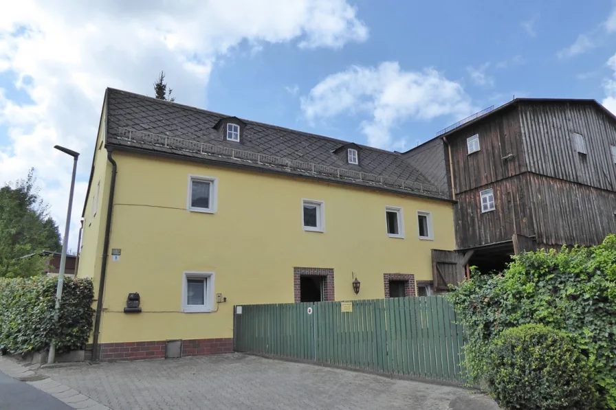 Eingangsbereich - Haus kaufen in Höchstädt - Idyllisches Bauernhaus mit großem Garten