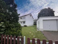 Garten und Garage