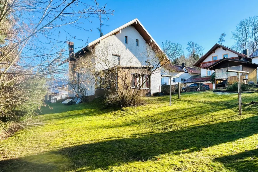 großzügiger Garten - Haus kaufen in Künzing - Tolle Lage für ein neues tolles Haus?:) 