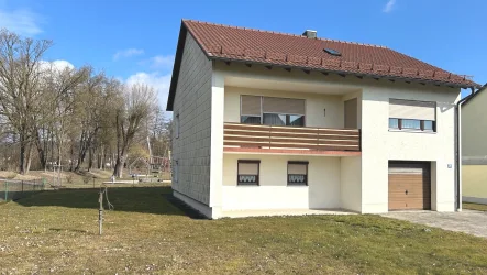 Außenansicht - Haus kaufen in Hengersberg - Einfamilienhaus in Hengersberg 