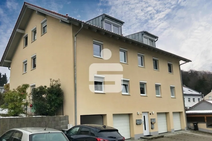 Außenansicht - Wohnung mieten in Deggendorf - 3-Zimmer-Wohnung in Deggendorf - Mietraching 