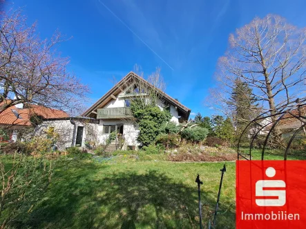 Ansicht West - Haus kaufen in Schrobenhausen - Ruhiges Wohnen im Grünen mit Blick in die Natur