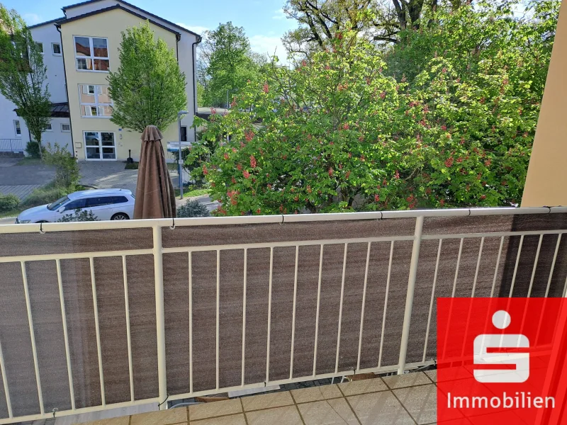 Balkon und Aussicht - Wohnung kaufen in Schrobenhausen - Eigentumswohnung in zentraler Lage in Bahnhofsnähe