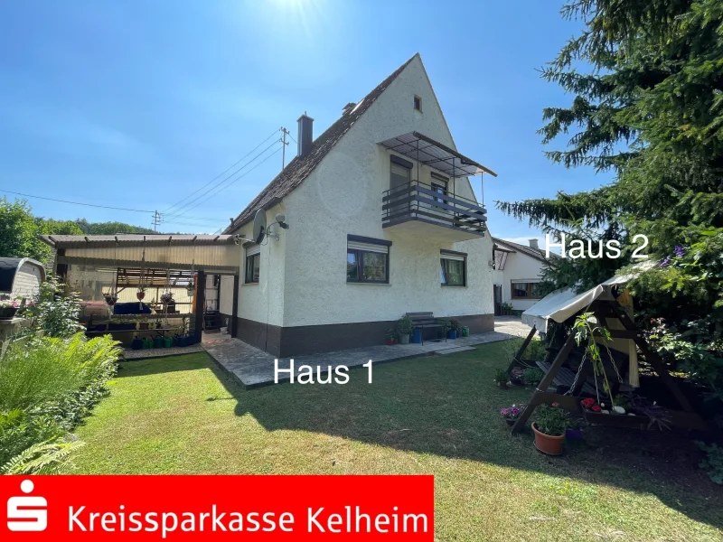 Außenansicht - Haus kaufen in Saal - 2 Häuser und ein großes Grundstück in Saal-Peterfecking zum günstigen Gesamtpreis!