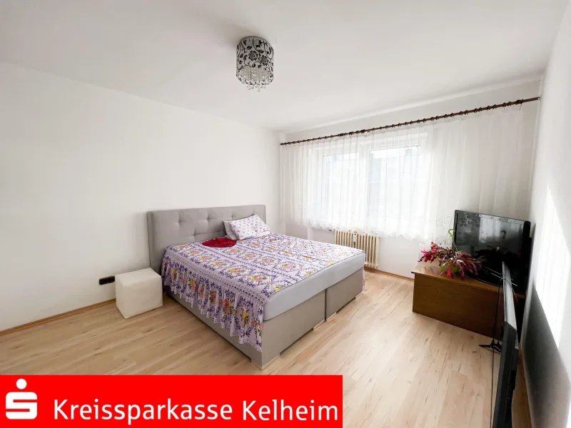 Schlafen - Wohnung kaufen in Abensberg - 3-Zimmer-Wohnung in Abensberg mit Balkon 