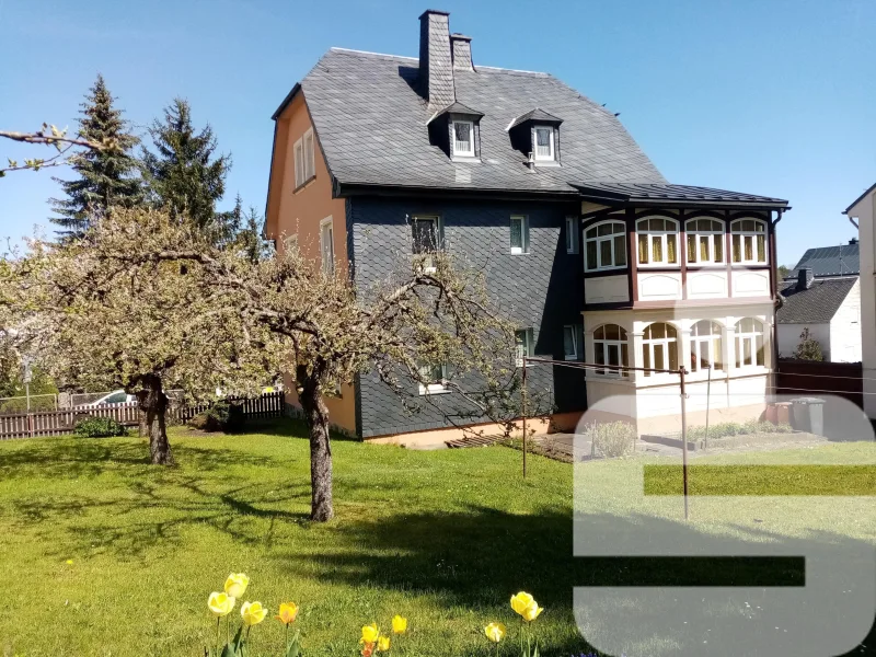 Außenansicht - Haus kaufen in Selbitz - Zweifamilienhaus in Selbitz