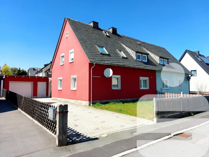 Außenansicht - Haus kaufen in Münchberg - Doppelhaushälfte in Münchberg