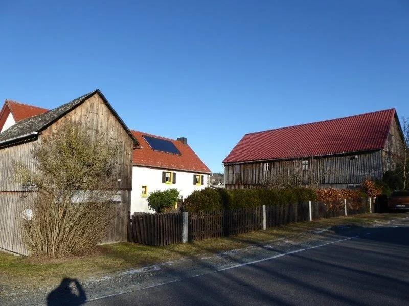 100408-neu-2 - Haus kaufen in Selb - Ein-/Zweifamilienhaus in Selb