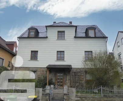 100577-1b - Haus kaufen in Thiersheim - Ein-/Zweifamilienhaus in Thiersheim