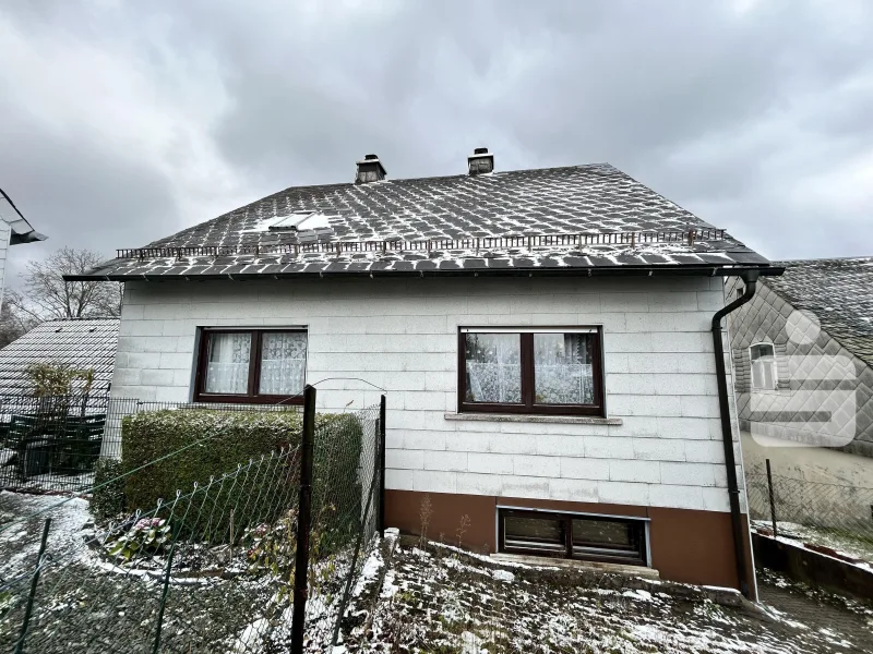 Rückansicht - Haus kaufen in Schwarzenbach a.Wald - Doppelhaushälfte in Schwarzenbach am Wald OT Bernstein