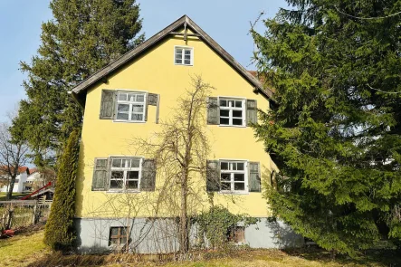 Ansicht - Haus kaufen in Eching - Charmantes EFH mit Wochenendhaus in Eching a. A.