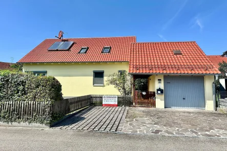 Hausansicht - Haus kaufen in Egling - Top gepflegtes Einfamilienhaus in Egling/Paar