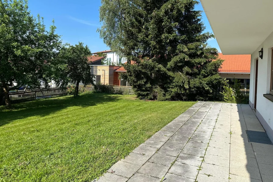 Terrasse Blick in Garten