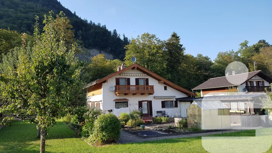 in der Stadt und doch im Grünen - Haus kaufen in Bad Reichenhall -  Ihr Traum vom Wohnen in einzigartiger Lage