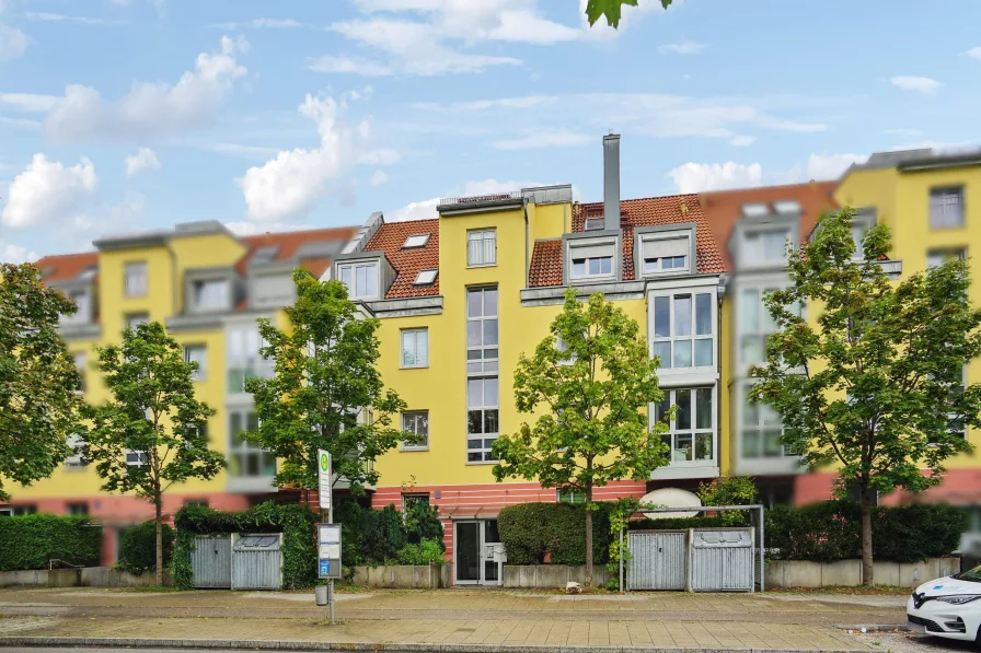  - Wohnung kaufen in München - Dachterrassentraum mit Blick ins Grüne in München Berg-am-Laim