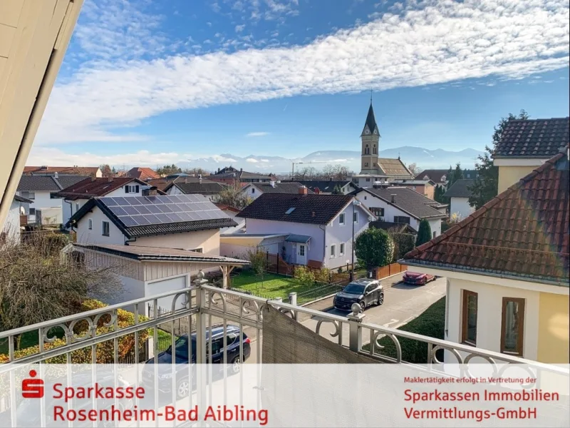 Blick vom Balkon - Wohnung kaufen in Stephanskirchen - sanierter Altbau mit viel Charme!