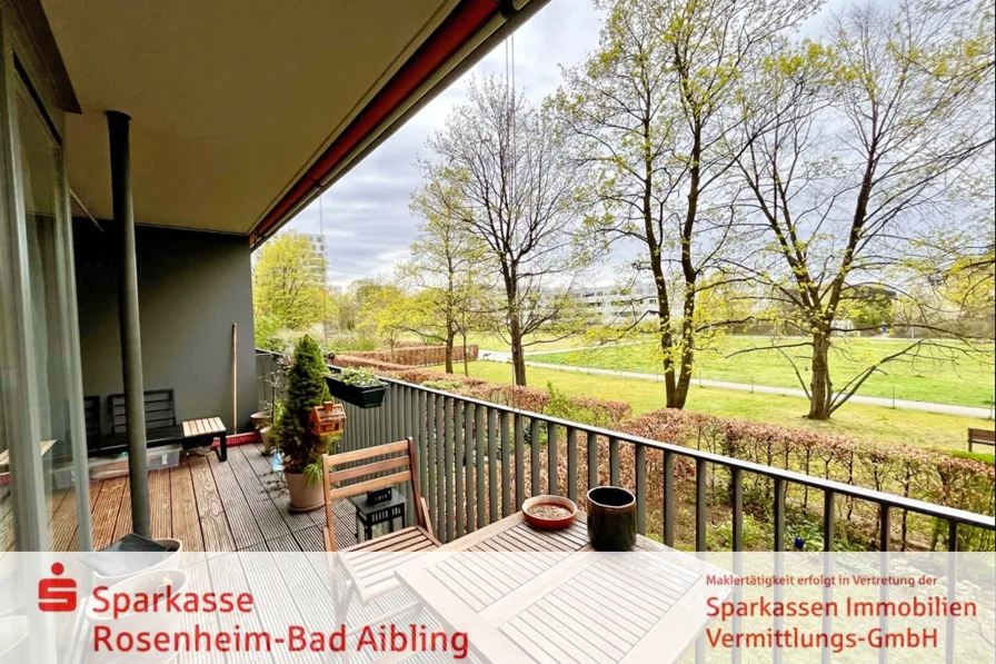 Balkon - Wohnung kaufen in München - mit Blick ins Grüne!