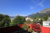 Dachterrasse mit Bergblick