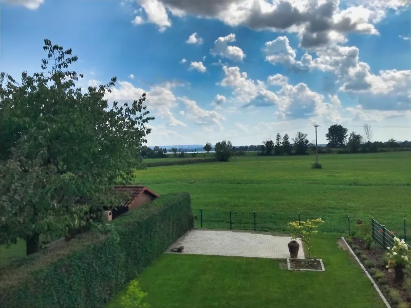 Herrlicher Ausblick bis zum Altmühlsee