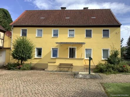 Hauseingang - Zinshaus/Renditeobjekt kaufen in Wanzleben - Zweifamilienhaus mit Scheune und Grundstück